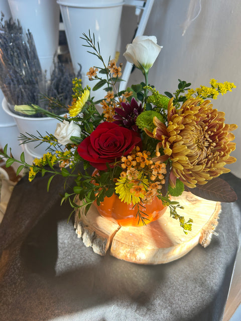 Fall pumpkin centrepiece